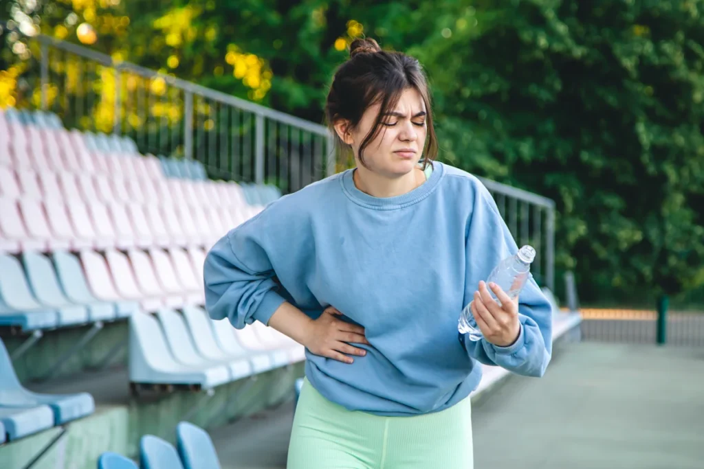 Voici Pourquoi tu as mal au ventre quand tu cours après manger